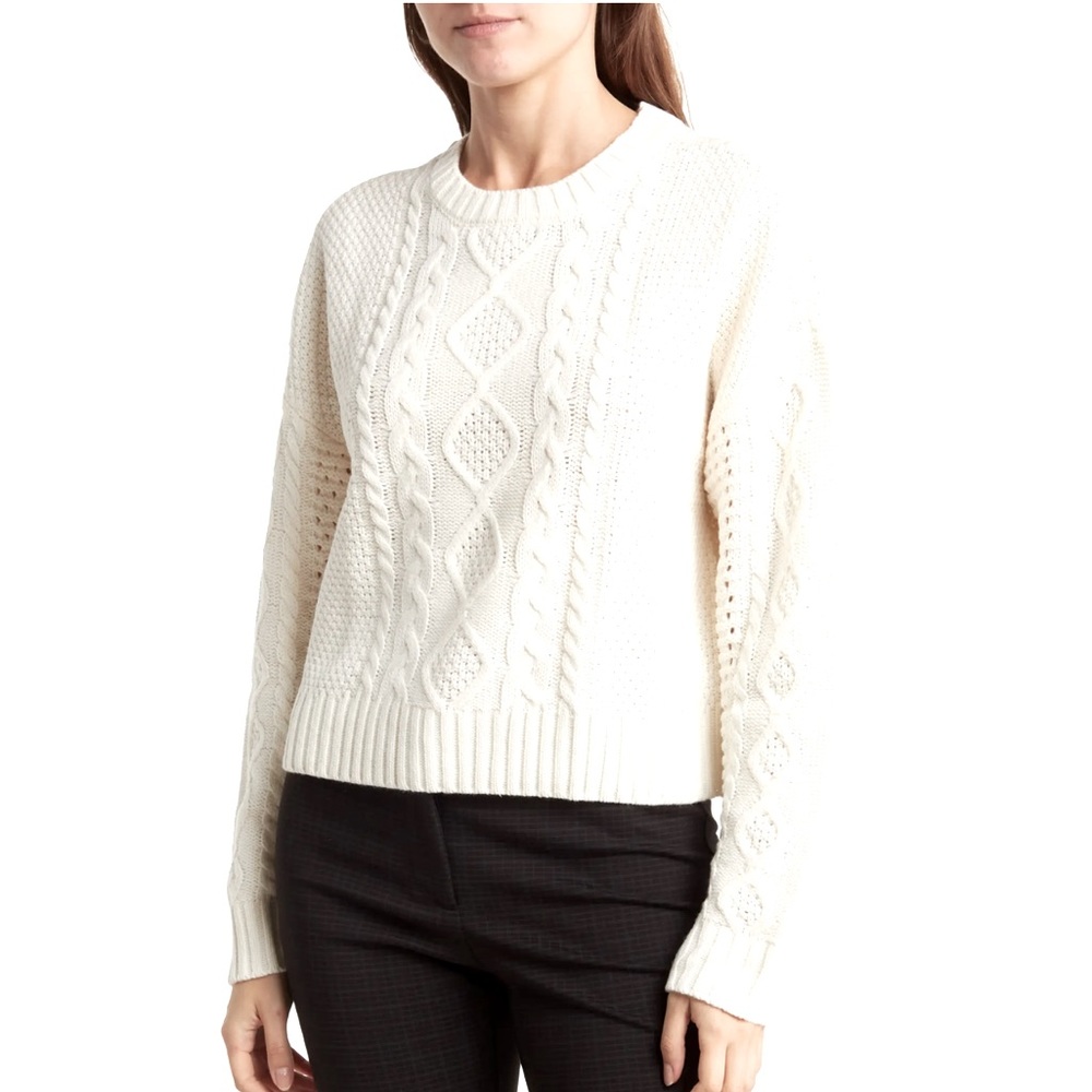 Gab+Kate white cropped sweater size M/L